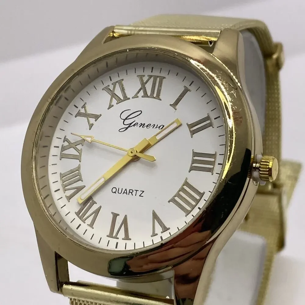 Geneva Womens Gold Tone Quartz Fashion Watch Works New Battery New!